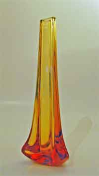 Whitefriars Glass. F389