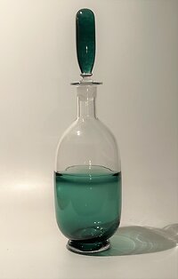   Contemporary Glass. F518